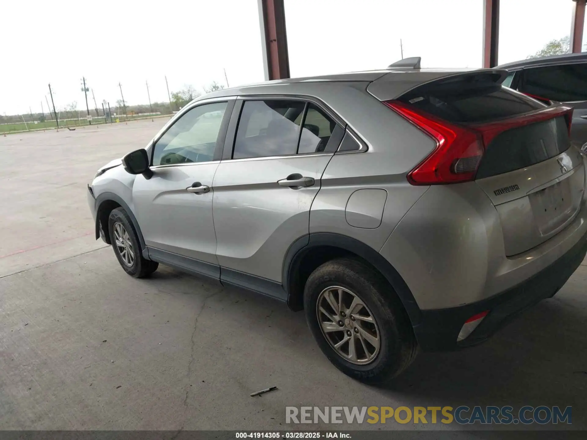 14 fotografías del automóvil dañado JA4AT3AAXKZ046223 MITSUBISHI ECLIPSE CROSS 2019