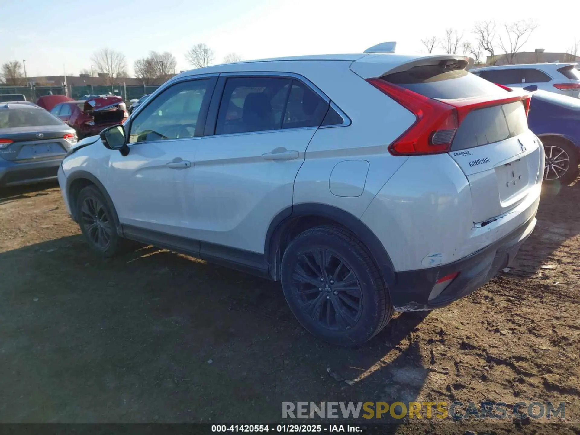 3 fotografías del automóvil dañado JA4AT4AA0KZ011549 MITSUBISHI ECLIPSE CROSS 2019