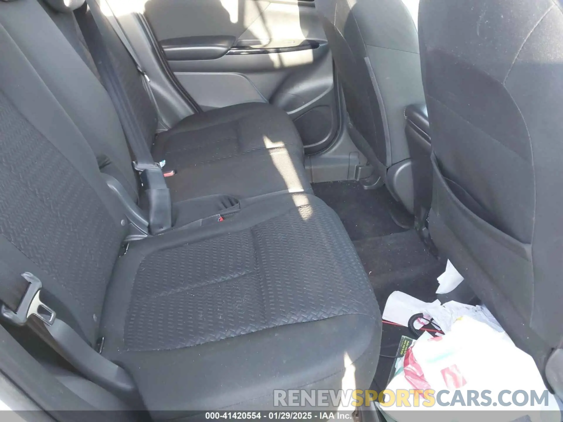 8 fotografías del automóvil dañado JA4AT4AA0KZ011549 MITSUBISHI ECLIPSE CROSS 2019