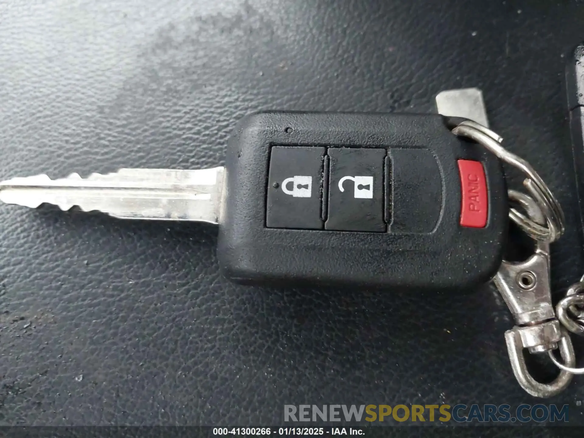 11 fotografías del automóvil dañado JA4AT4AA0KZ027895 MITSUBISHI ECLIPSE CROSS 2019