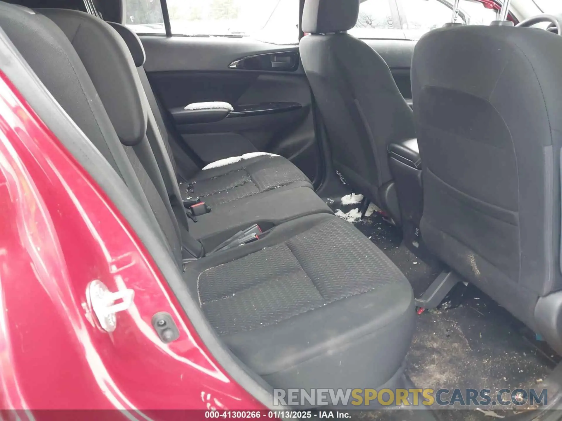 8 fotografías del automóvil dañado JA4AT4AA0KZ027895 MITSUBISHI ECLIPSE CROSS 2019