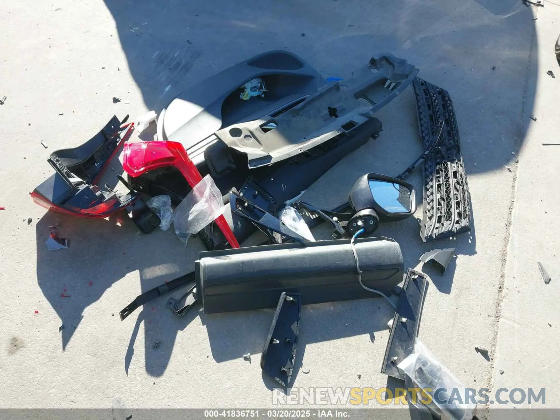 12 fotografías del automóvil dañado JA4AT4AA1KZ000477 MITSUBISHI ECLIPSE CROSS 2019