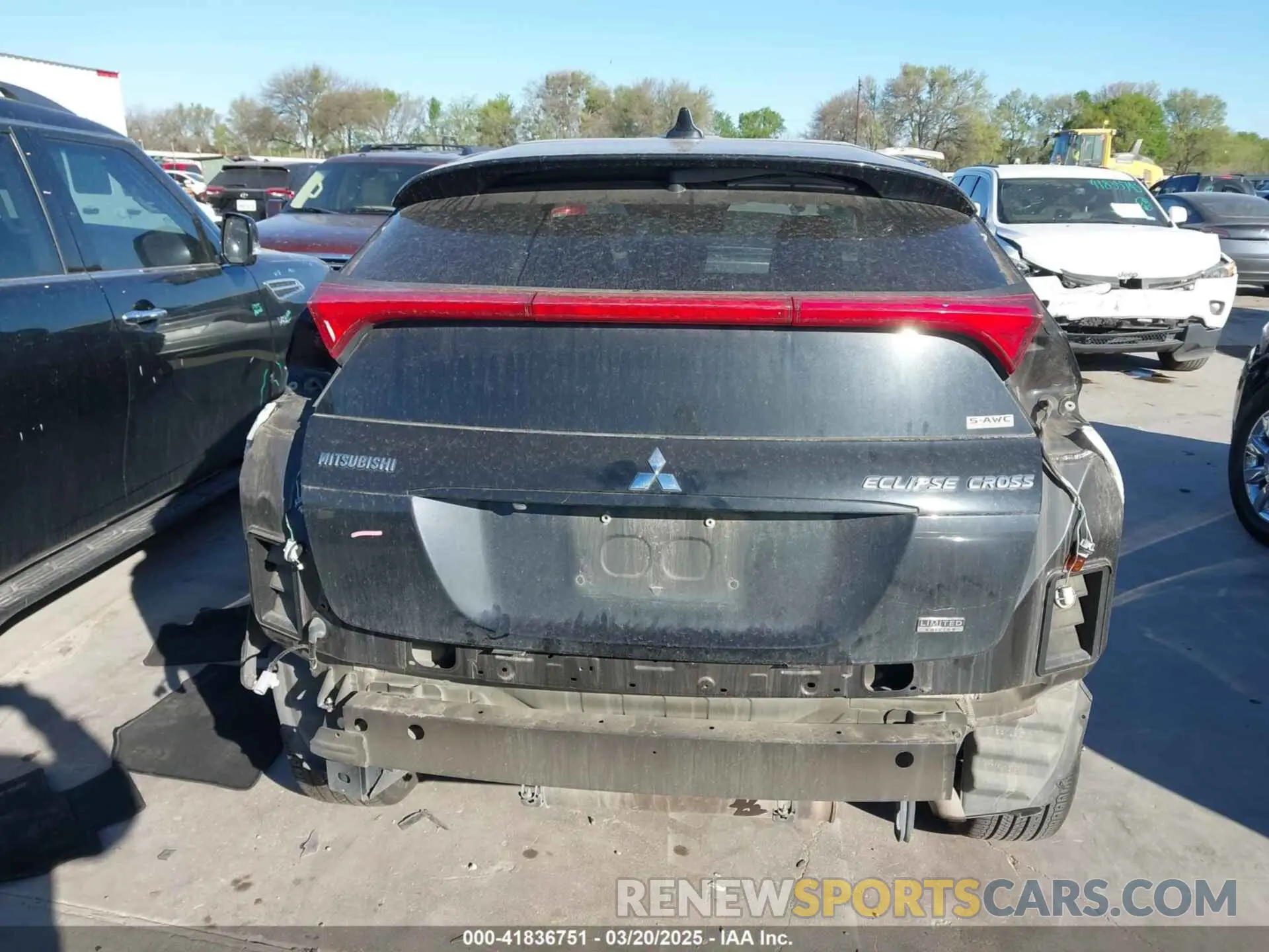 17 fotografías del automóvil dañado JA4AT4AA1KZ000477 MITSUBISHI ECLIPSE CROSS 2019