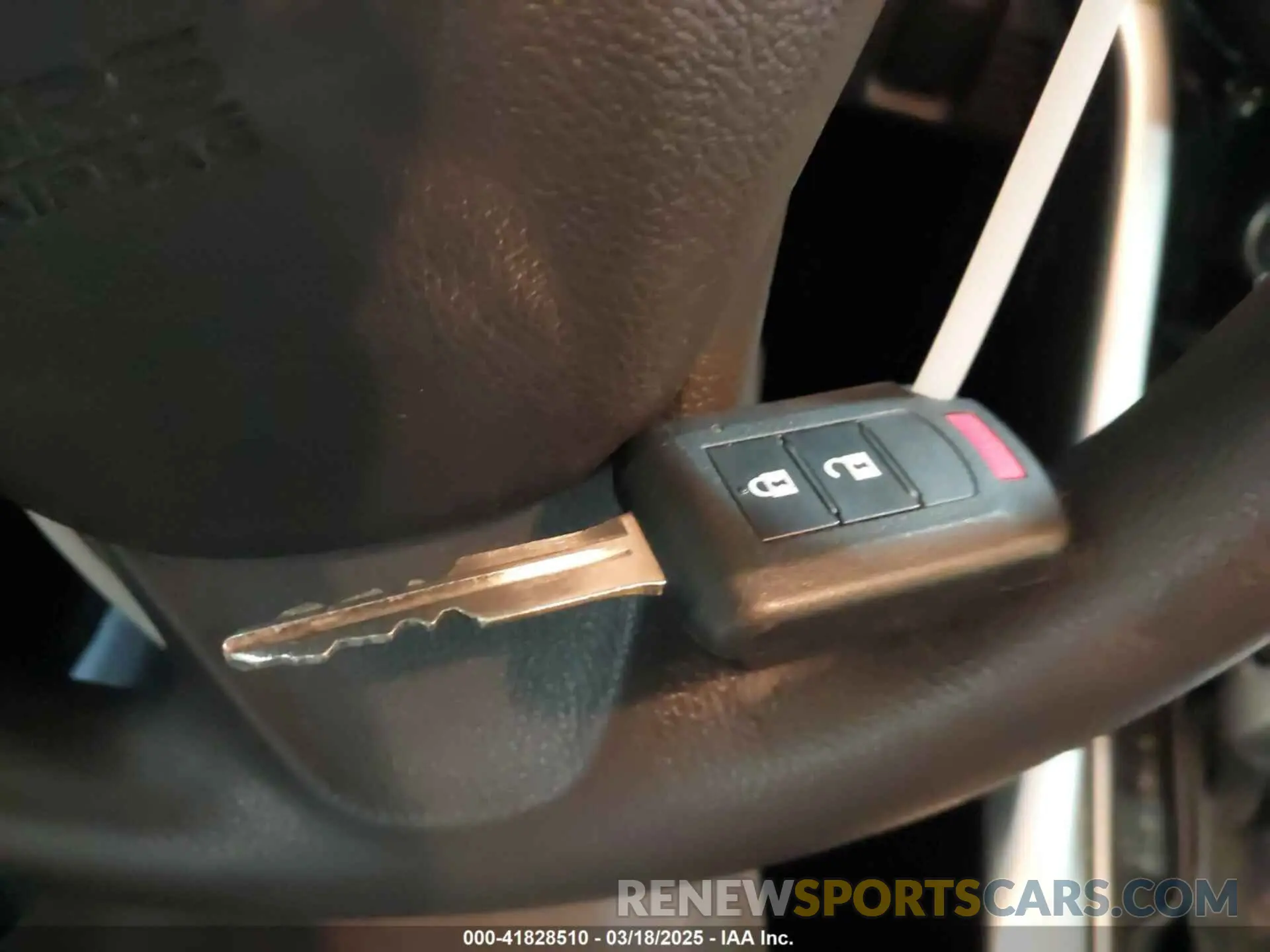 11 fotografías del automóvil dañado JA4AT4AA1KZ002066 MITSUBISHI ECLIPSE CROSS 2019