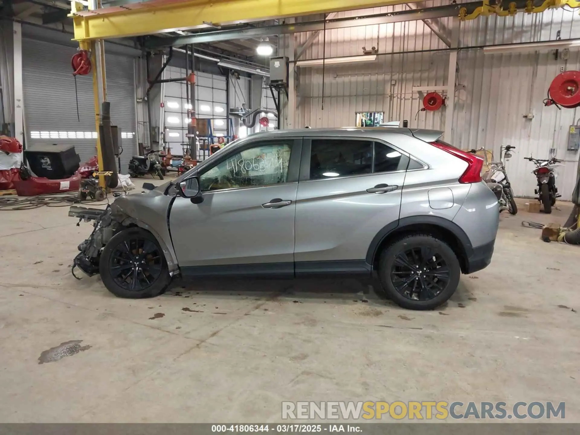15 fotografías del automóvil dañado JA4AT4AA1KZ020051 MITSUBISHI ECLIPSE CROSS 2019
