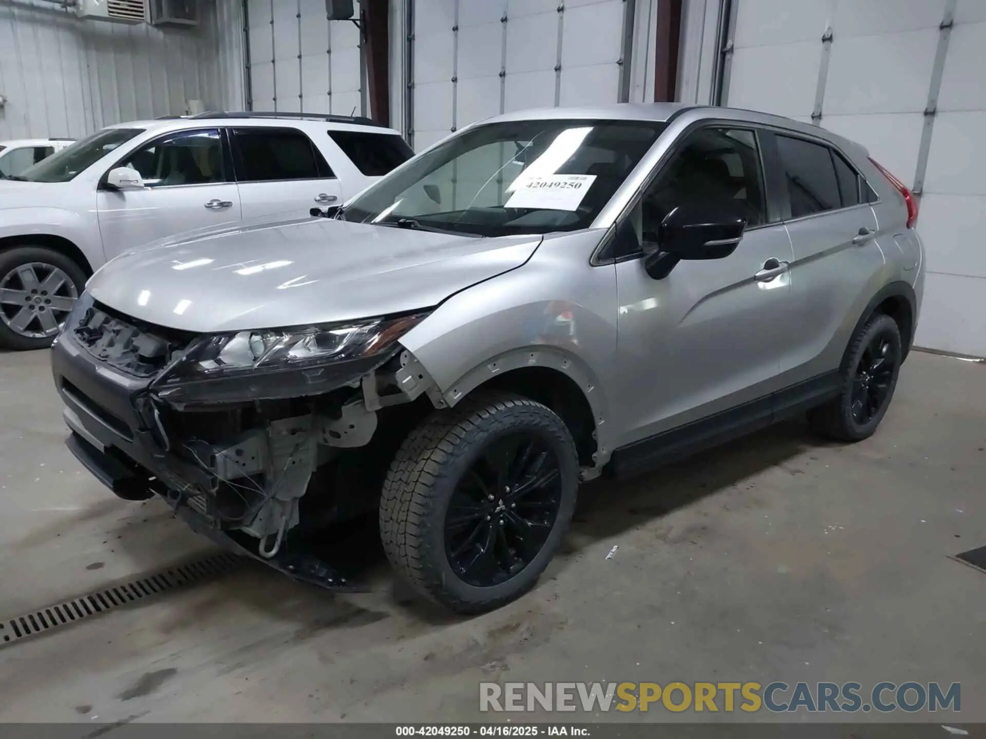 2 fotografías del automóvil dañado JA4AT4AA6KZ049819 MITSUBISHI ECLIPSE CROSS 2019