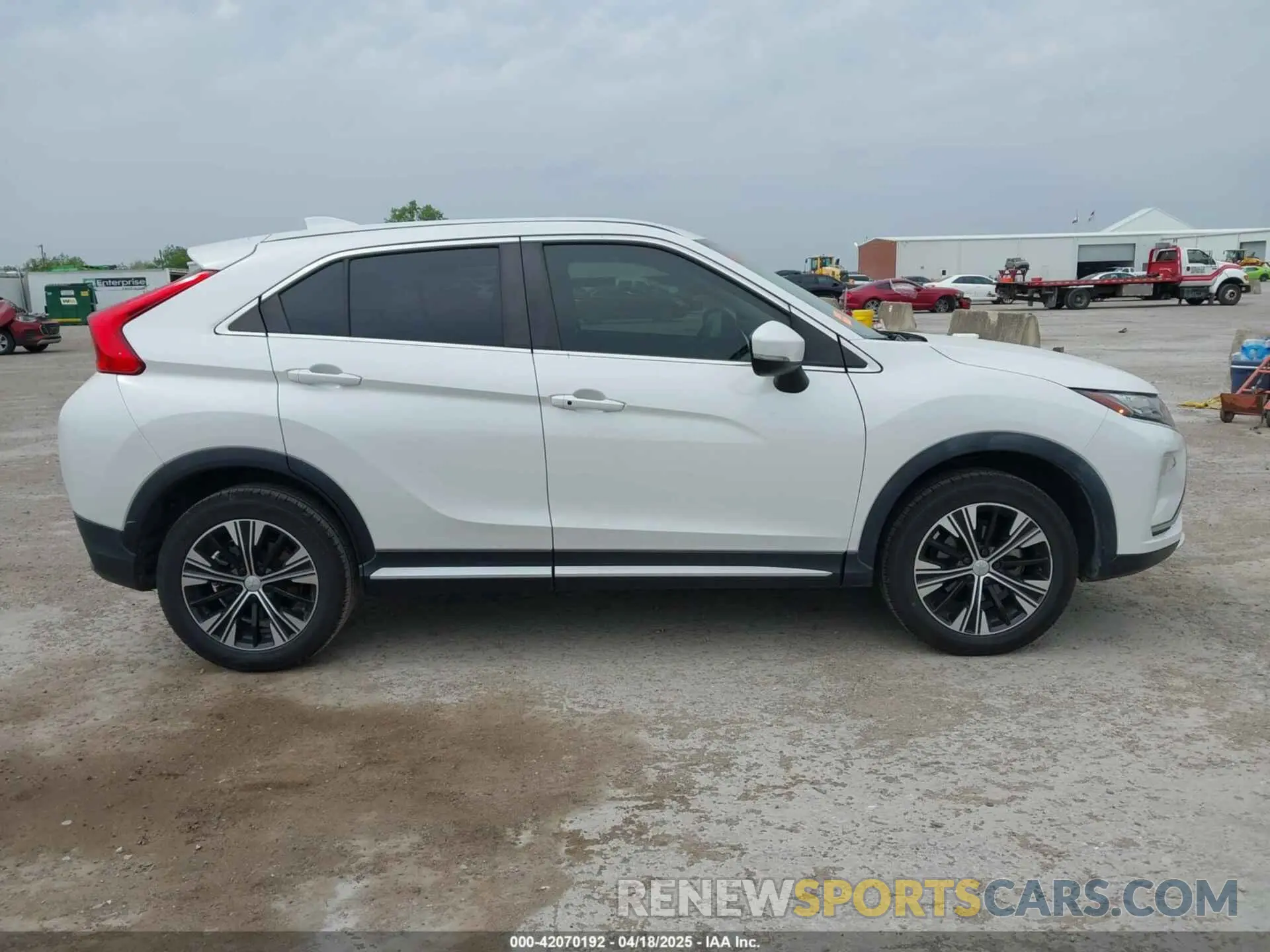 13 fotografías del automóvil dañado JA4AT5AA0KZ016417 MITSUBISHI ECLIPSE CROSS 2019
