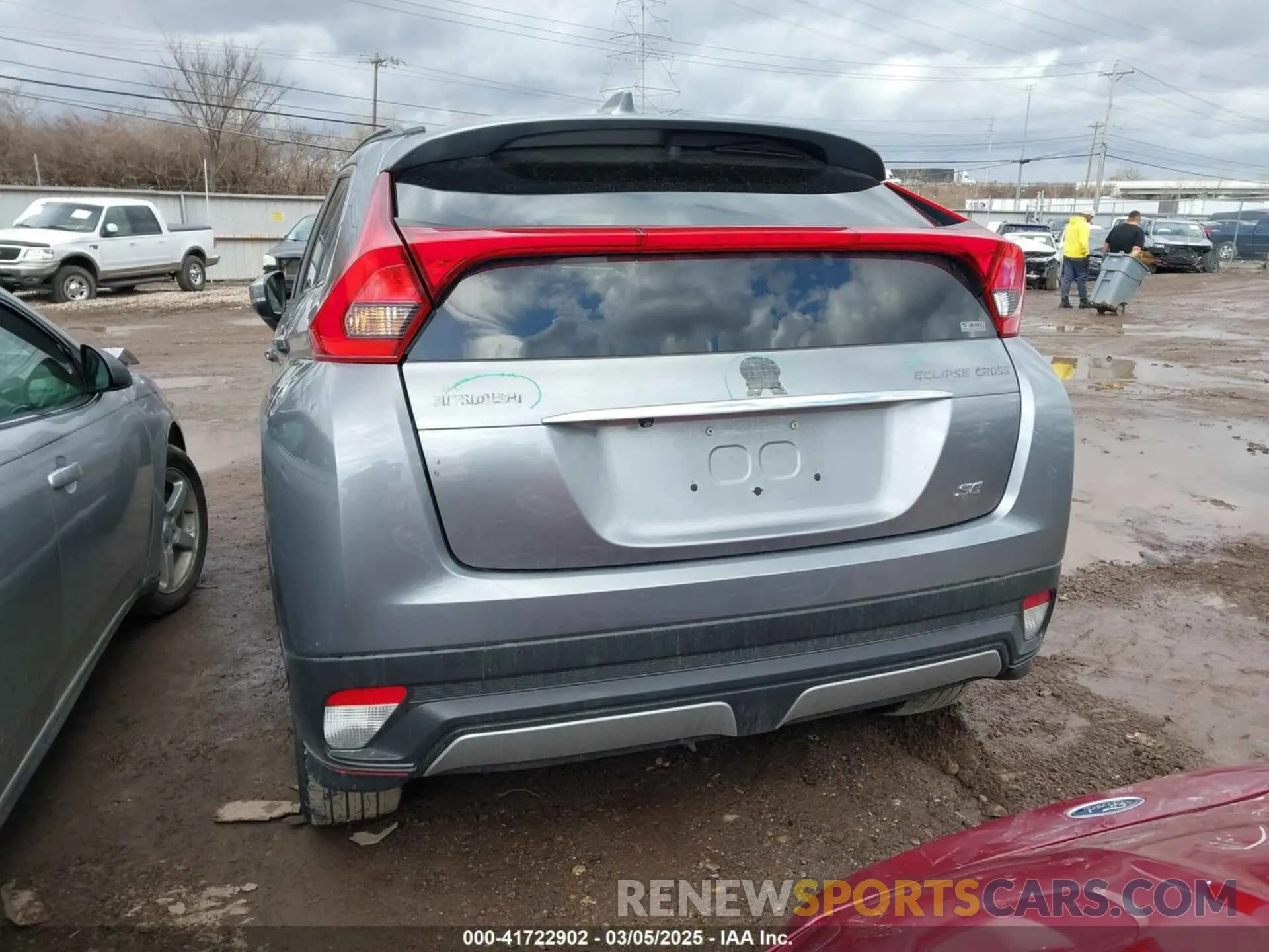17 fotografías del automóvil dañado JA4AT5AA0KZ023948 MITSUBISHI ECLIPSE CROSS 2019