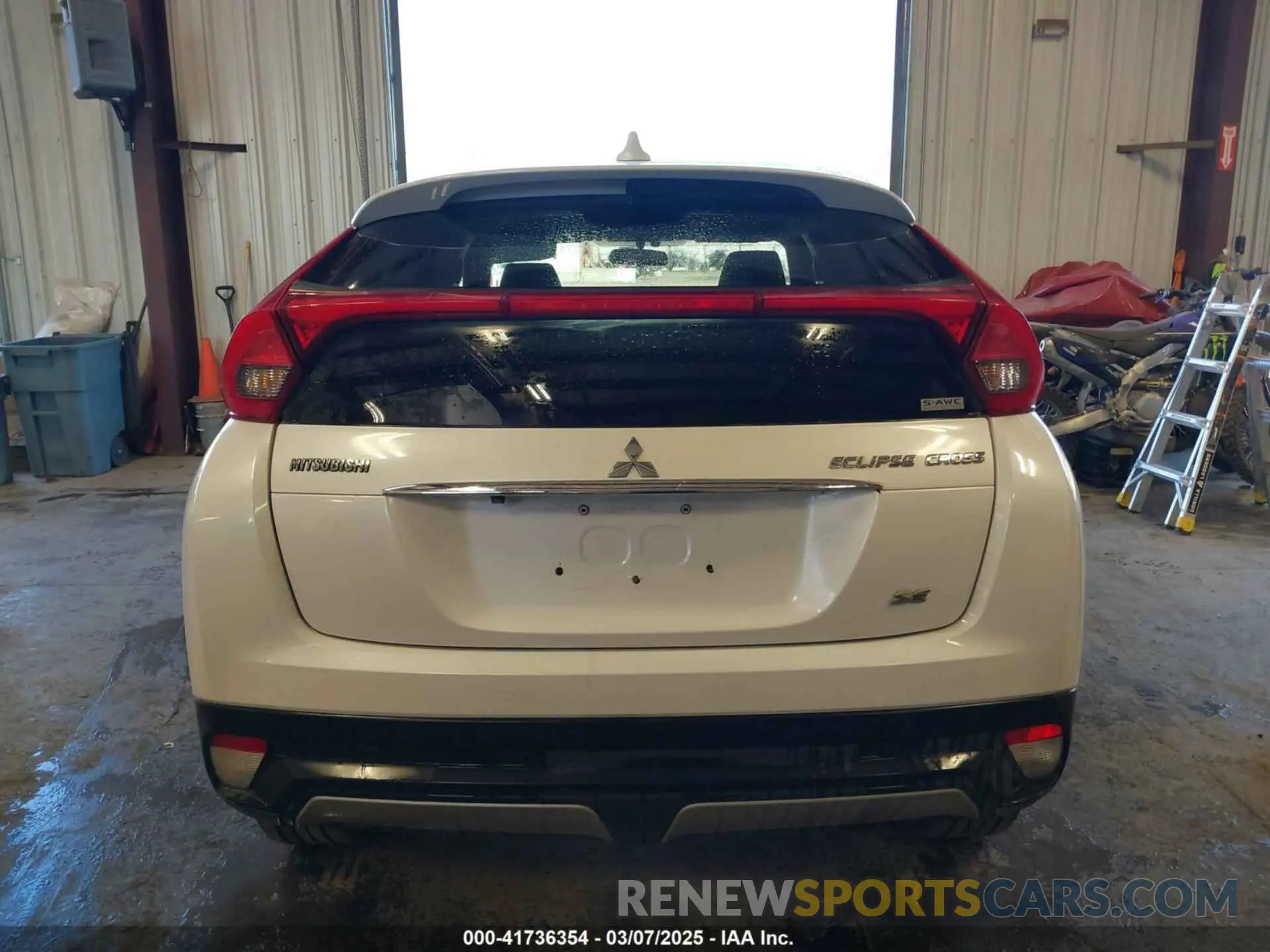 16 fotografías del automóvil dañado JA4AT5AA4KZ004822 MITSUBISHI ECLIPSE CROSS 2019