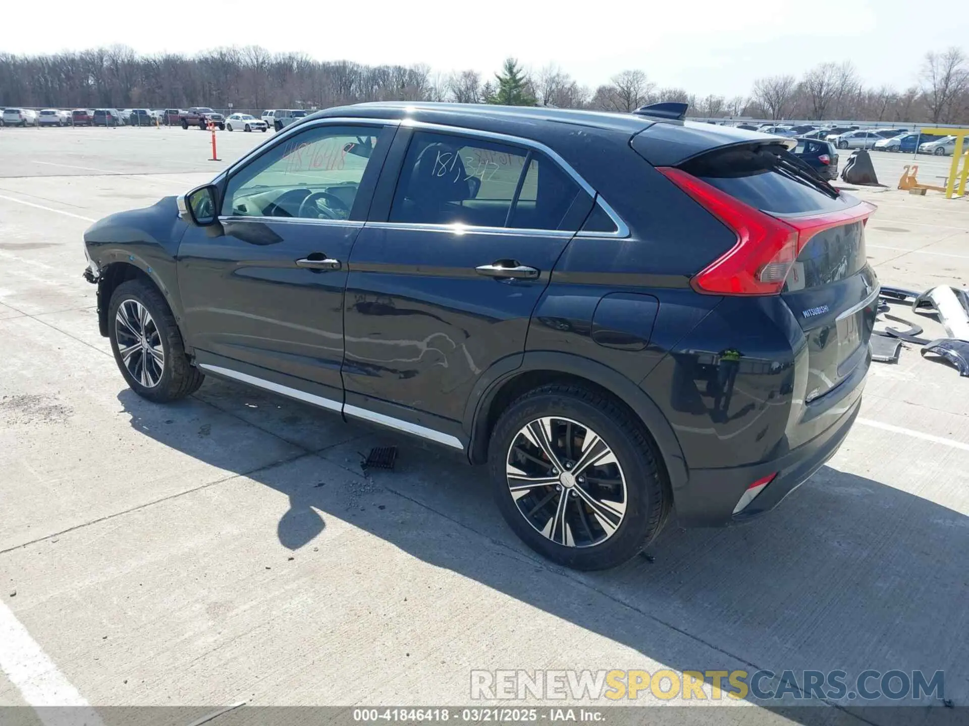 3 fotografías del automóvil dañado JA4AT5AA6KZ024232 MITSUBISHI ECLIPSE CROSS 2019