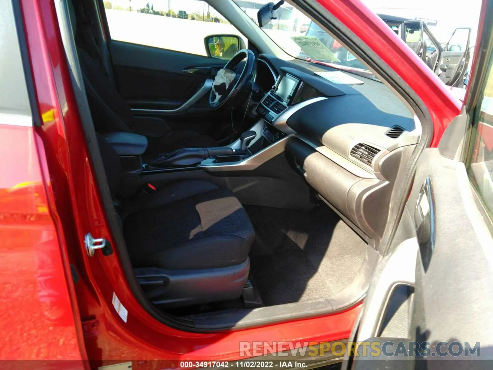 5 fotografías del automóvil dañado JA4AS3AA0LZ013056 MITSUBISHI ECLIPSE CROSS 2020