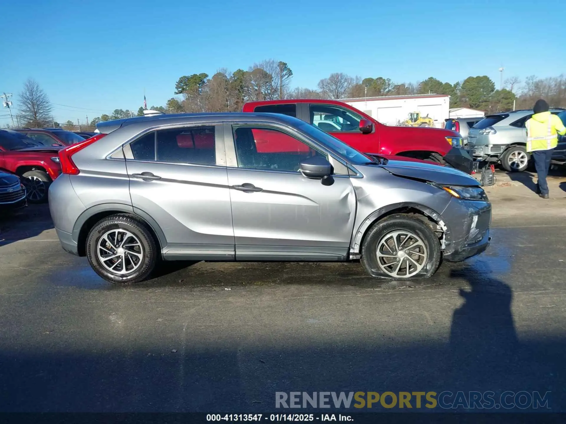 13 fotografías del automóvil dañado JA4AS3AA2LZ037293 MITSUBISHI ECLIPSE CROSS 2020