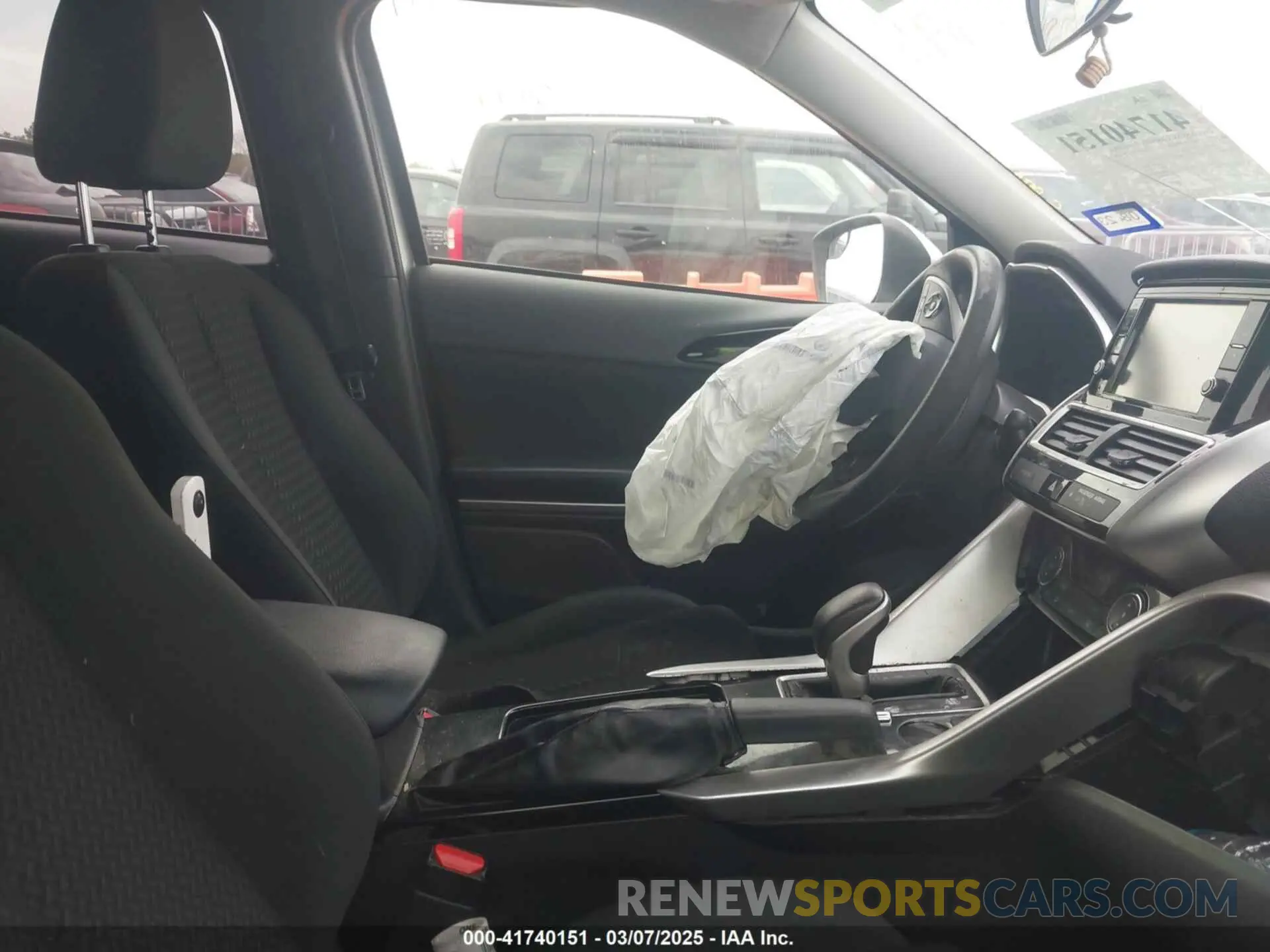 5 fotografías del automóvil dañado JA4AS3AA4LZ009432 MITSUBISHI ECLIPSE CROSS 2020