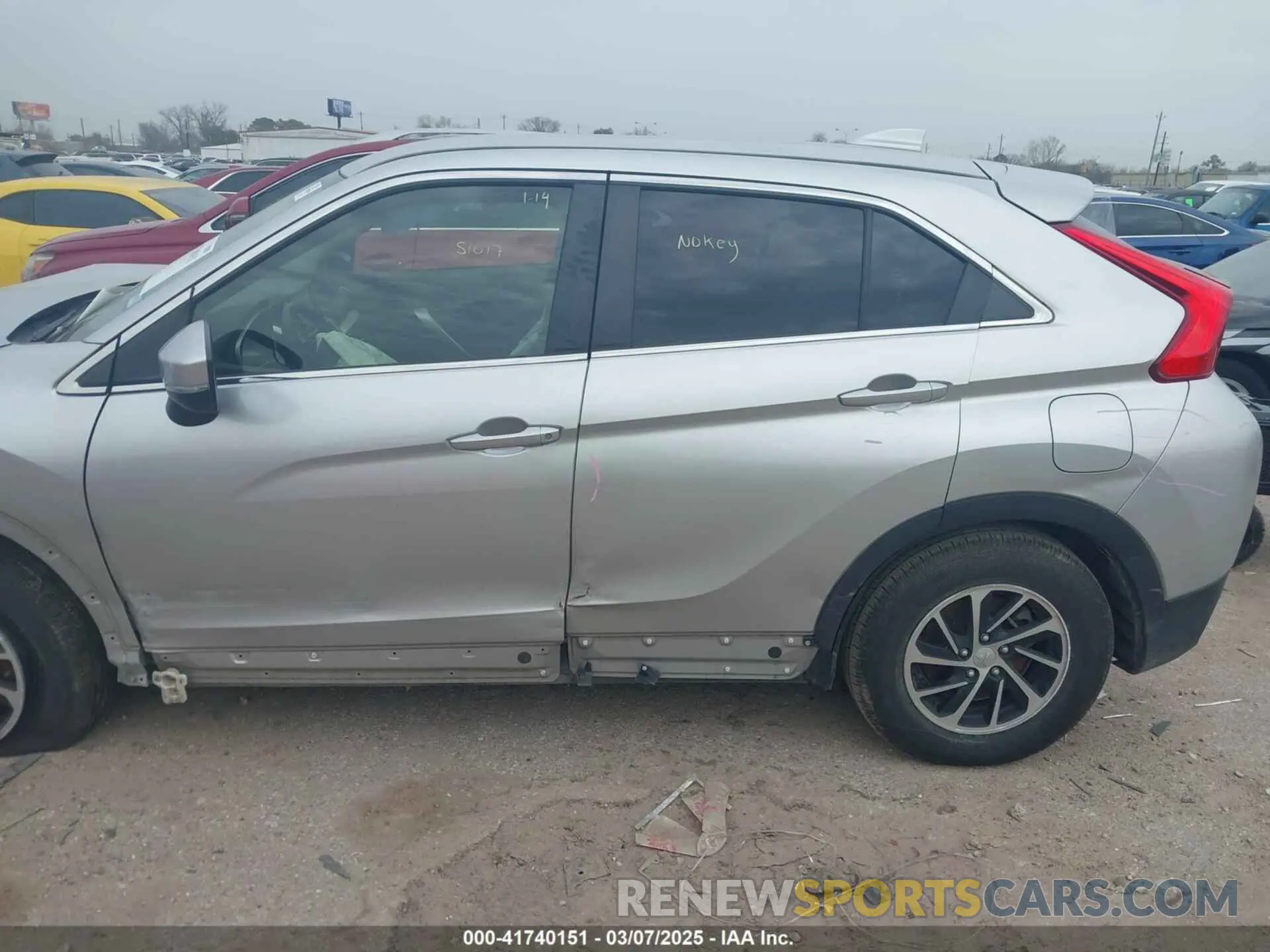 6 fotografías del automóvil dañado JA4AS3AA4LZ009432 MITSUBISHI ECLIPSE CROSS 2020