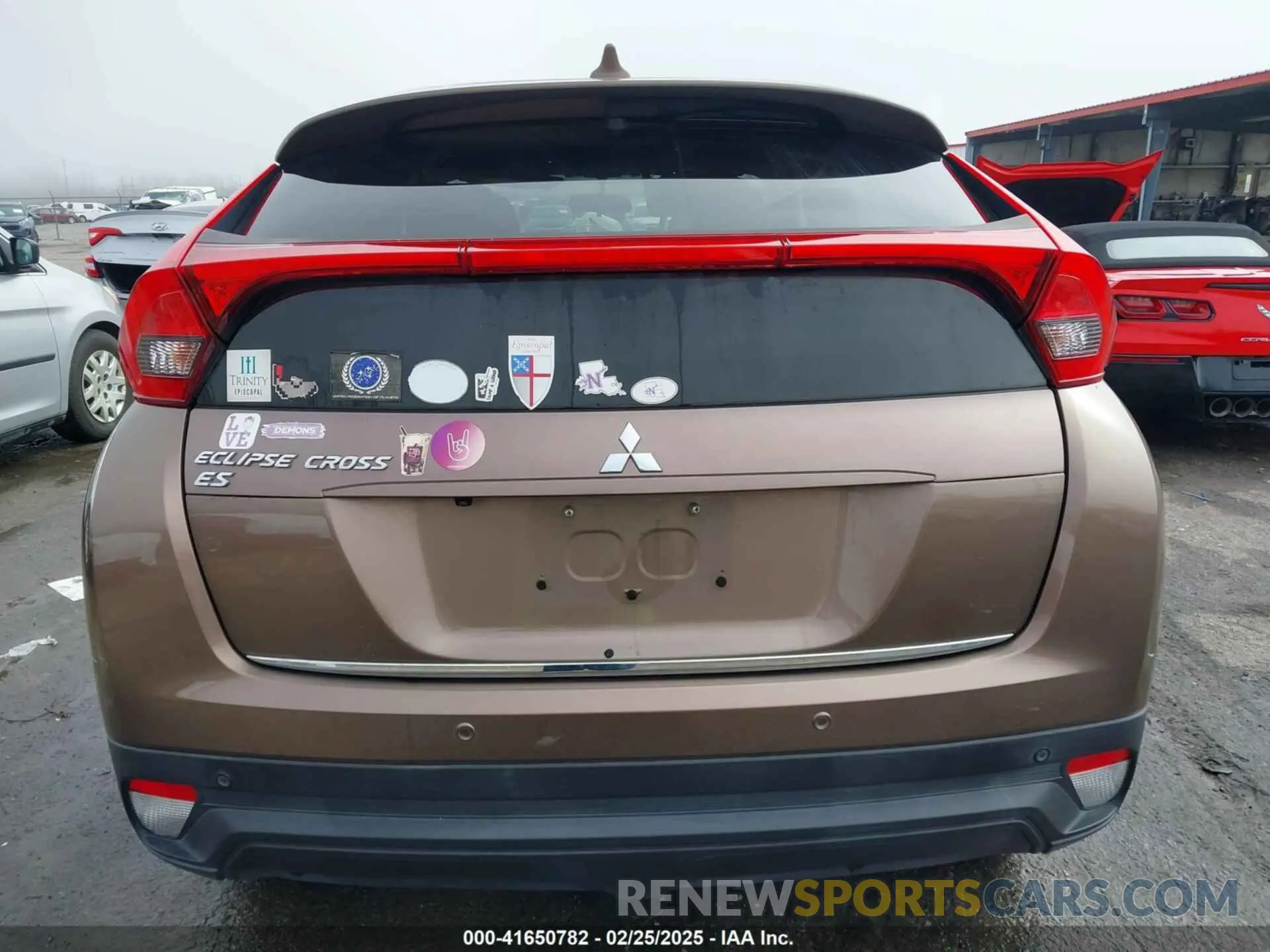 16 fotografías del automóvil dañado JA4AS3AA5LZ016857 MITSUBISHI ECLIPSE CROSS 2020
