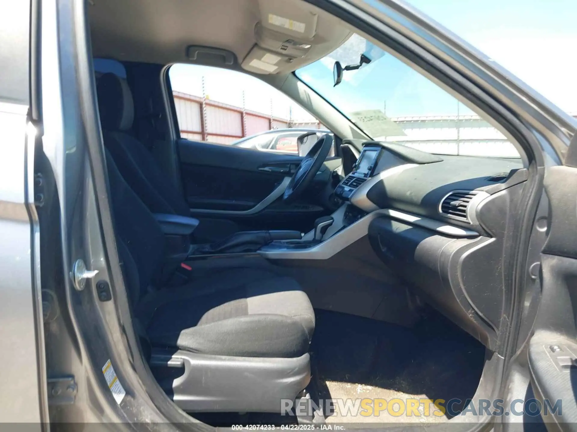 5 fotografías del automóvil dañado JA4AS3AA7LZ012809 MITSUBISHI ECLIPSE CROSS 2020