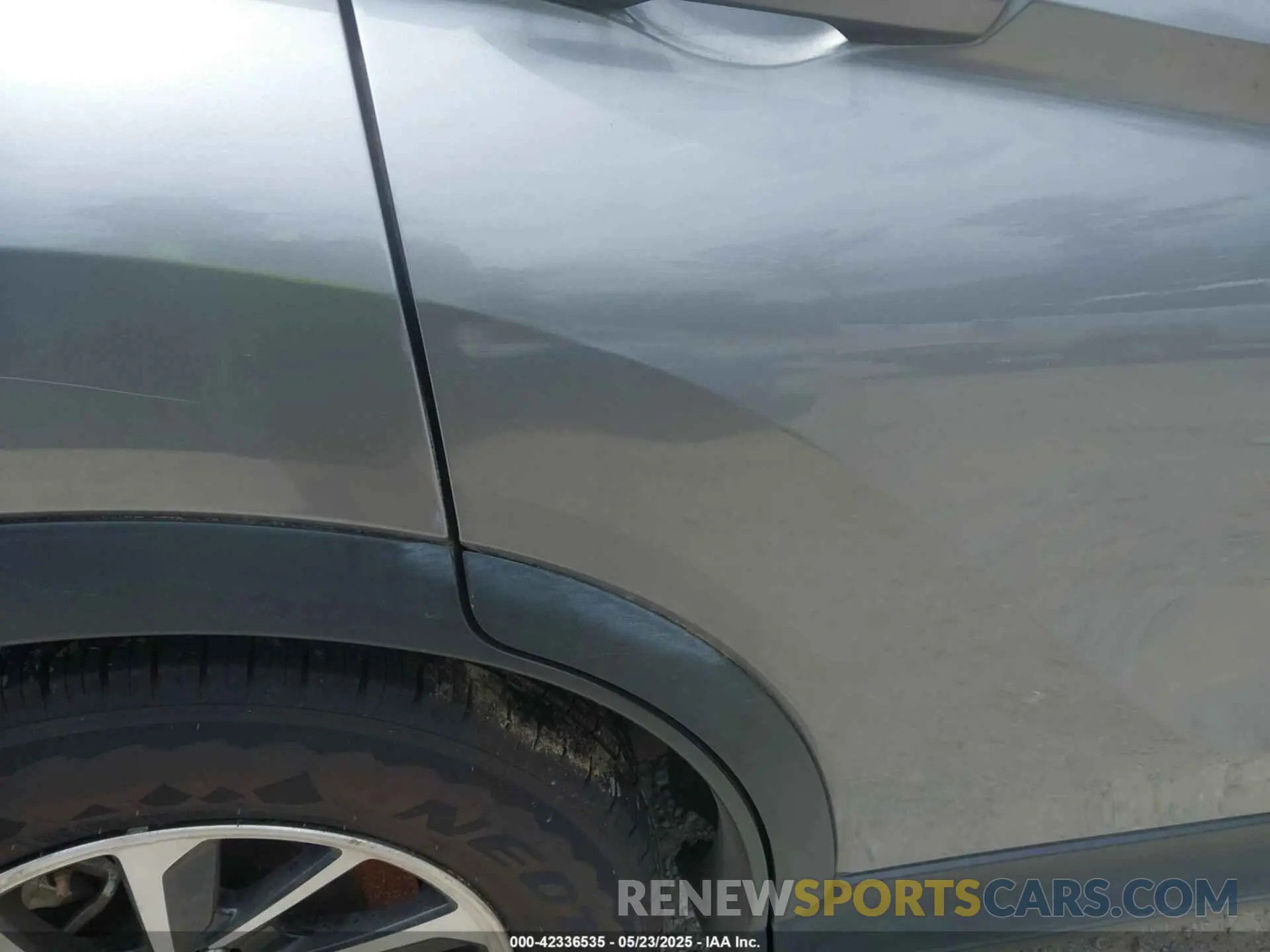 19 fotografías del automóvil dañado JA4AS3AAXLZ009273 MITSUBISHI ECLIPSE CROSS 2020