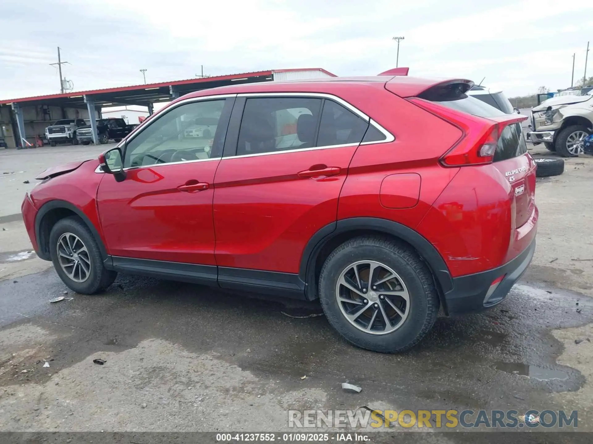 14 fotografías del automóvil dañado JA4AS3AAXLZ022847 MITSUBISHI ECLIPSE CROSS 2020