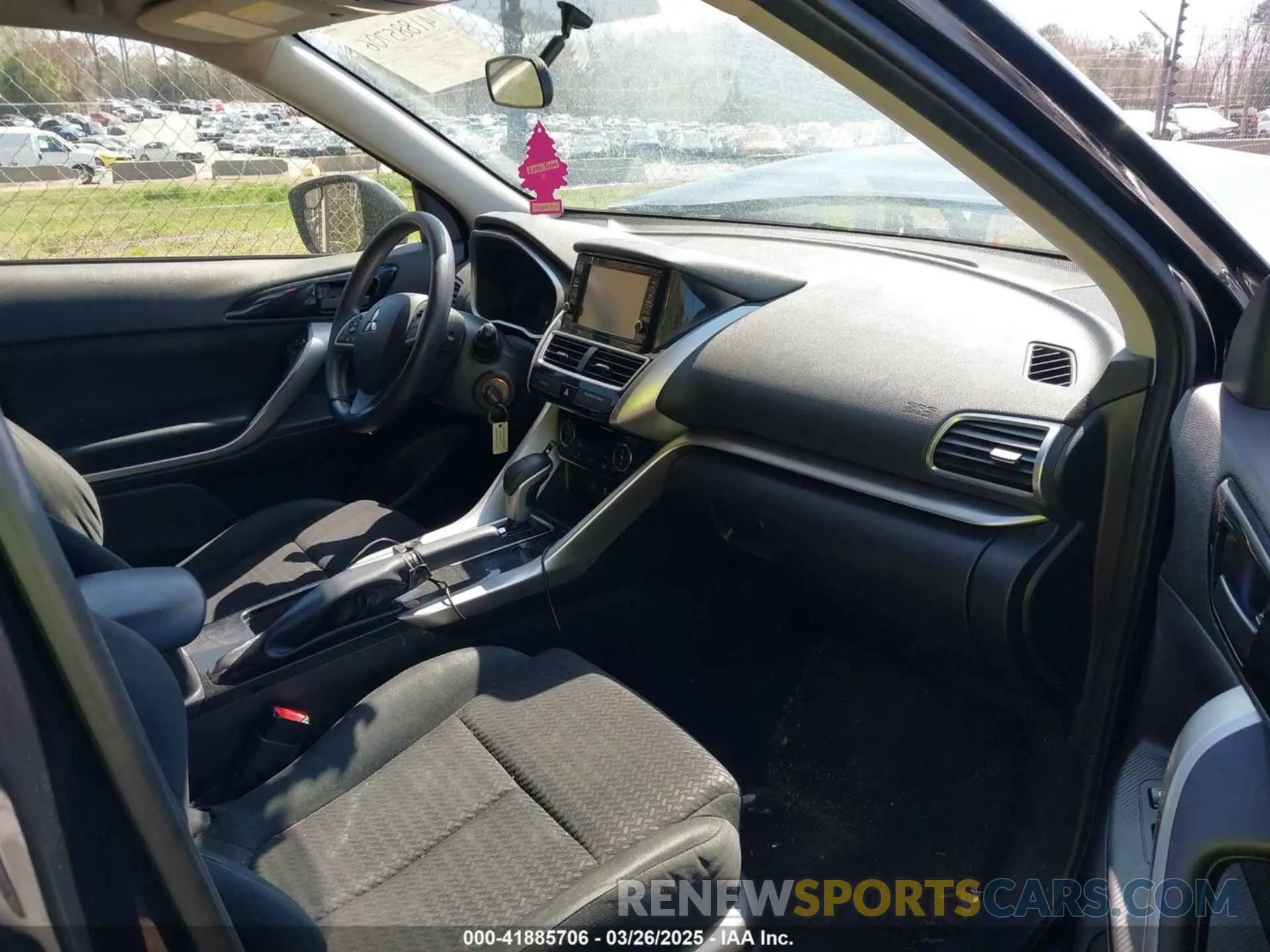 5 fotografías del automóvil dañado JA4AS3AAXLZ033153 MITSUBISHI ECLIPSE CROSS 2020