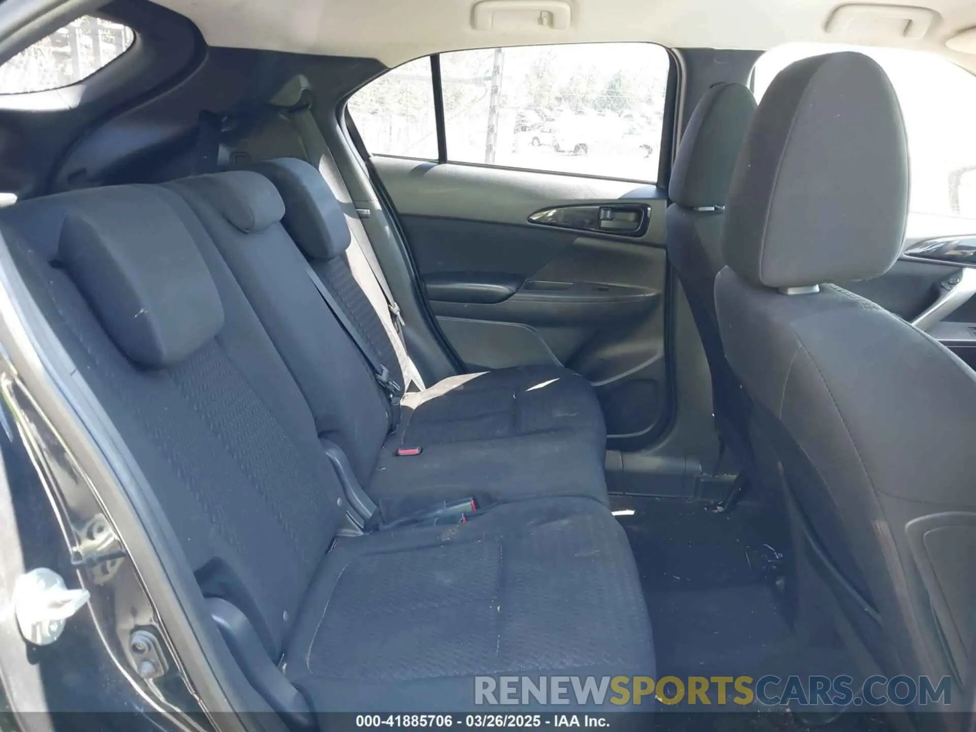 8 fotografías del automóvil dañado JA4AS3AAXLZ033153 MITSUBISHI ECLIPSE CROSS 2020
