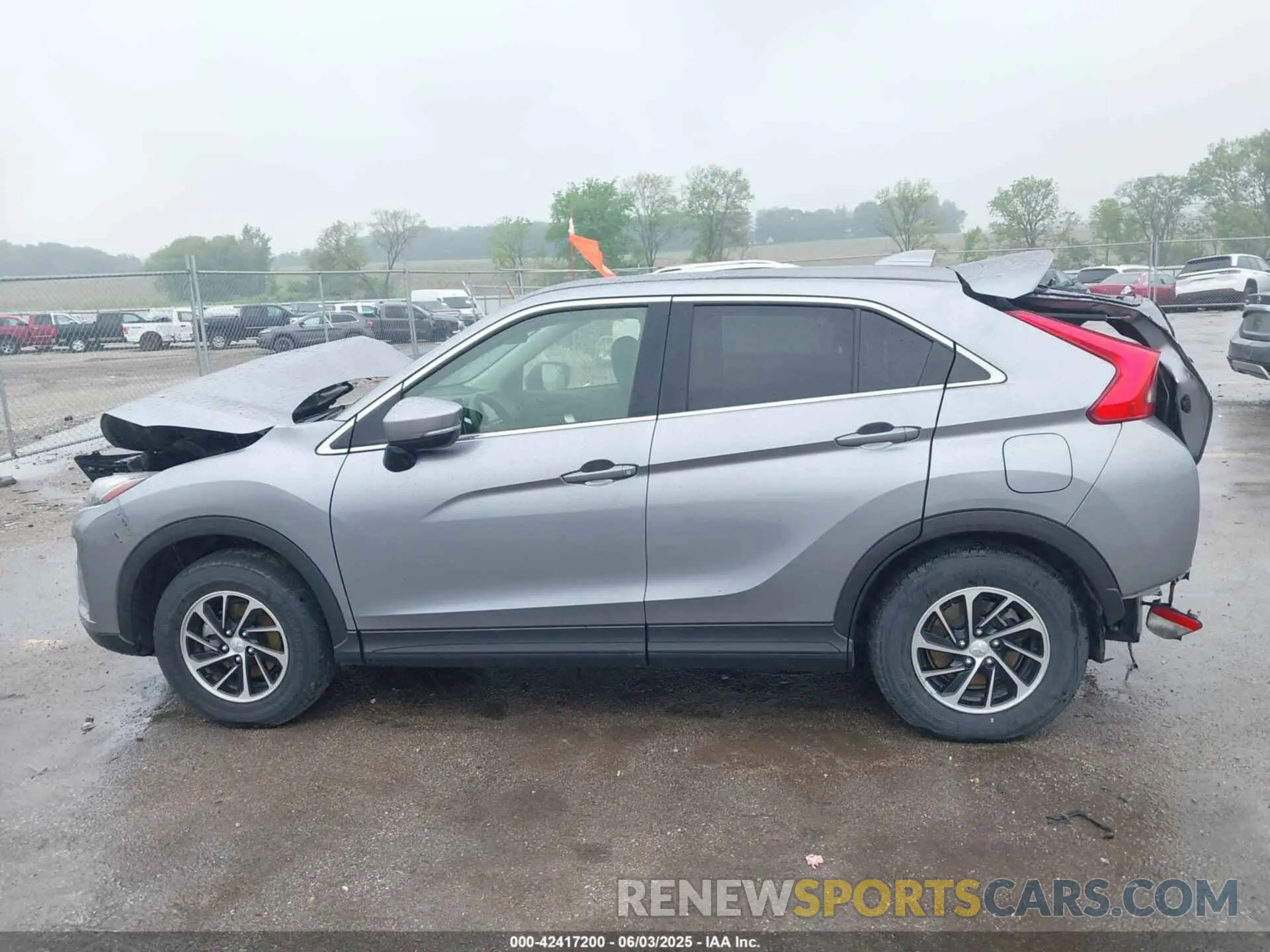 14 fotografías del automóvil dañado JA4AS3AAXLZ035534 MITSUBISHI ECLIPSE CROSS 2020