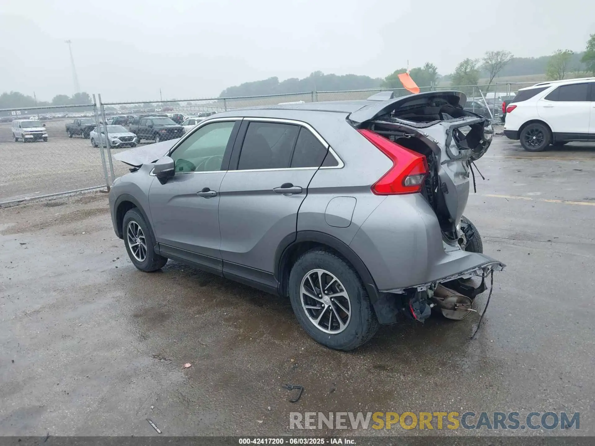 3 fotografías del automóvil dañado JA4AS3AAXLZ035534 MITSUBISHI ECLIPSE CROSS 2020