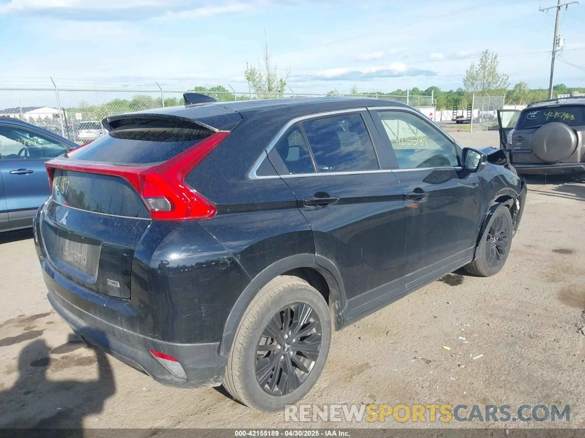 4 fotografías del automóvil dañado JA4AS4AA4LZ015141 MITSUBISHI ECLIPSE CROSS 2020