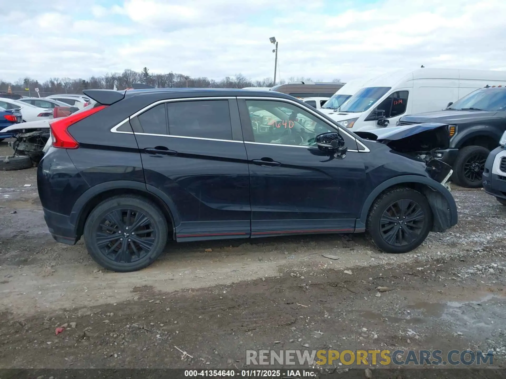 13 fotografías del automóvil dañado JA4AS4AA8LZ019970 MITSUBISHI ECLIPSE CROSS 2020