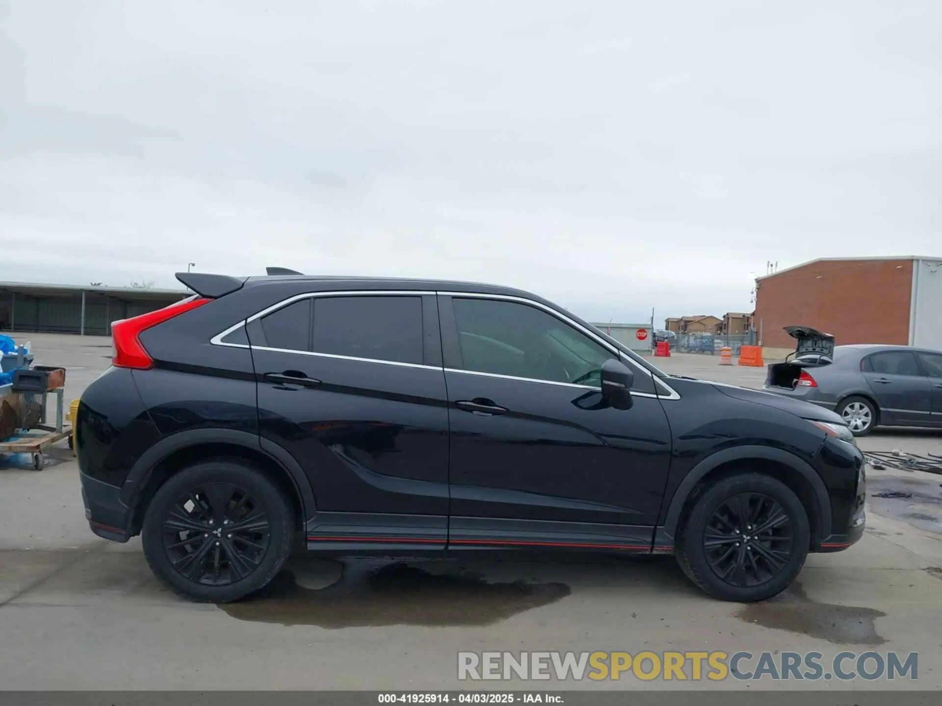 13 fotografías del automóvil dañado JA4AS4AAXLZ010896 MITSUBISHI ECLIPSE CROSS 2020