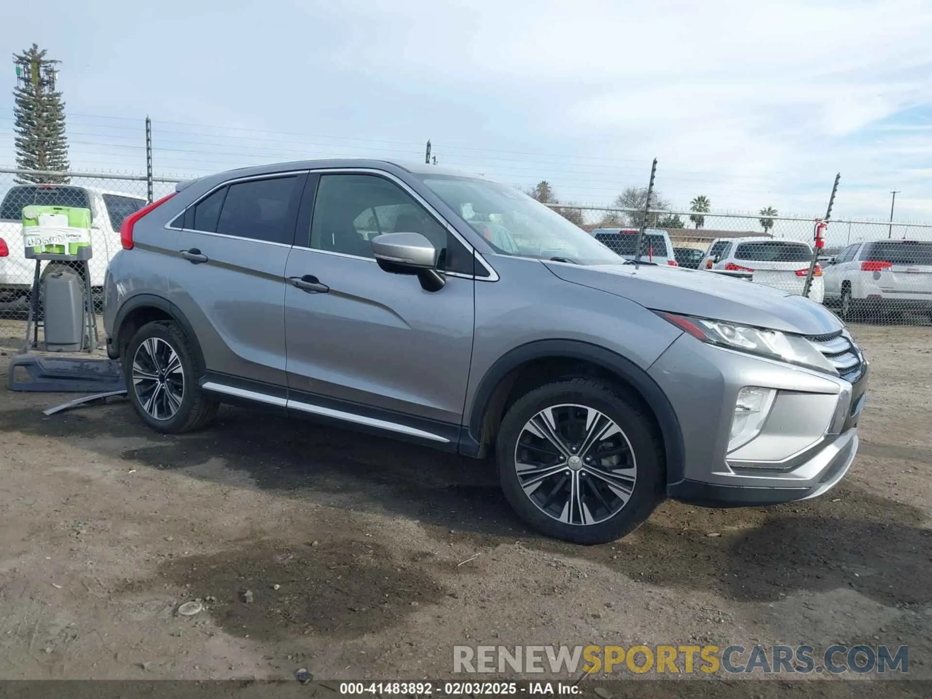 14 fotografías del automóvil dañado JA4AS5AA6LZ037292 MITSUBISHI ECLIPSE CROSS 2020