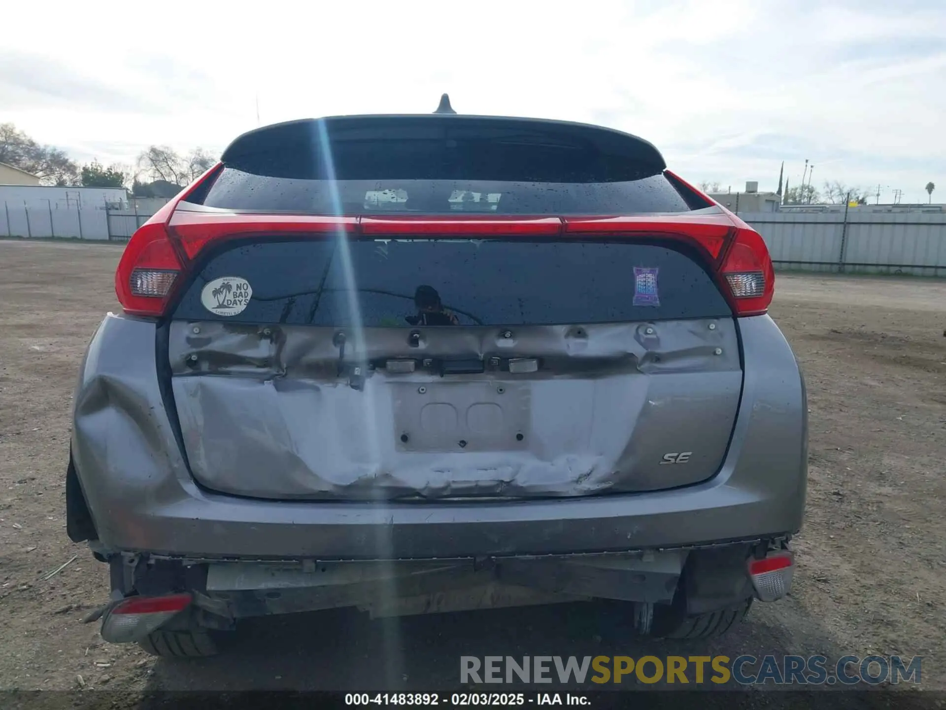17 fotografías del automóvil dañado JA4AS5AA6LZ037292 MITSUBISHI ECLIPSE CROSS 2020