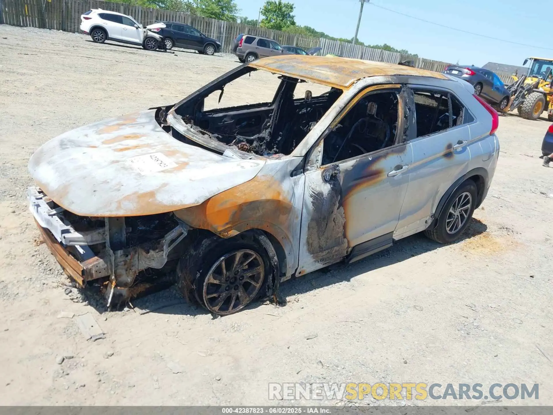 2 fotografías del automóvil dañado JA4AT3AA1LZ012933 MITSUBISHI ECLIPSE CROSS 2020