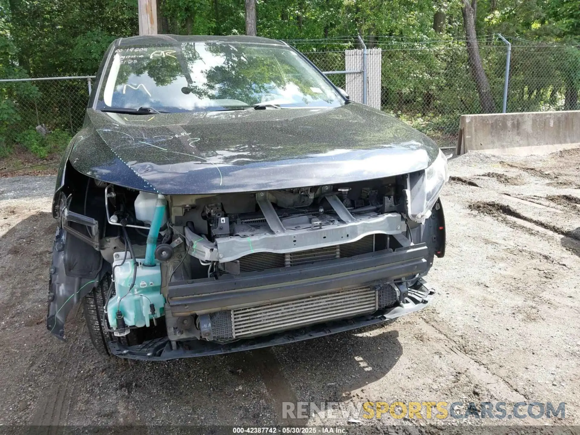 13 fotografías del automóvil dañado JA4AT3AA5LZ026642 MITSUBISHI ECLIPSE CROSS 2020