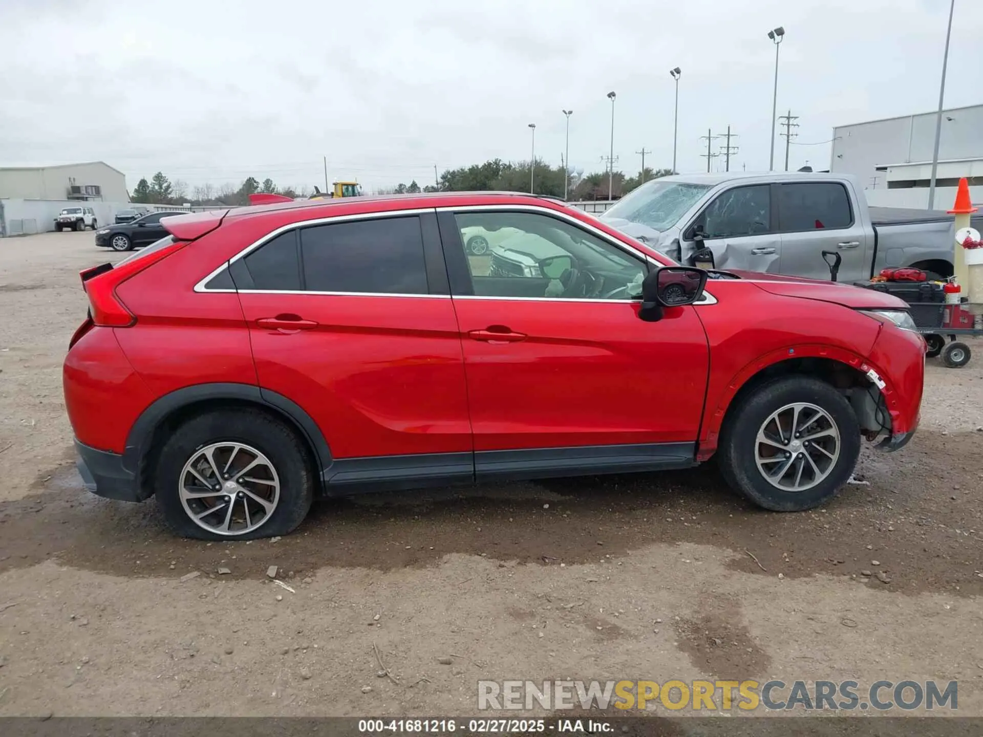 13 fotografías del automóvil dañado JA4AT3AA7LZ006974 MITSUBISHI ECLIPSE CROSS 2020