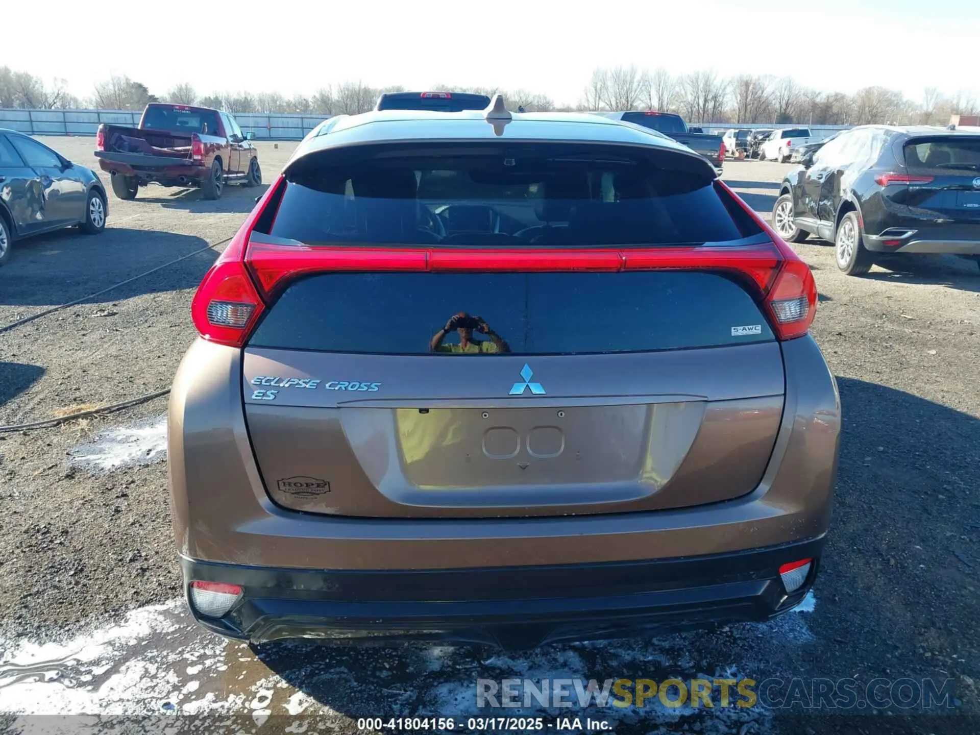 16 fotografías del automóvil dañado JA4AT3AAXLZ001848 MITSUBISHI ECLIPSE CROSS 2020