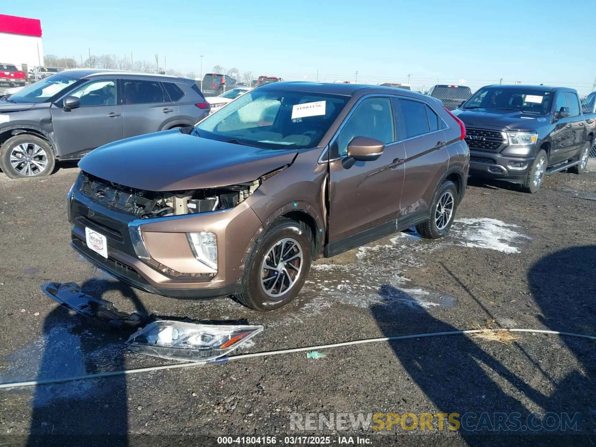 2 fotografías del automóvil dañado JA4AT3AAXLZ001848 MITSUBISHI ECLIPSE CROSS 2020