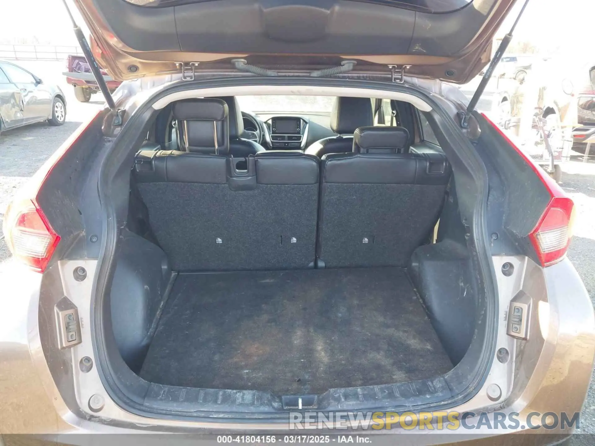 8 fotografías del automóvil dañado JA4AT3AAXLZ001848 MITSUBISHI ECLIPSE CROSS 2020