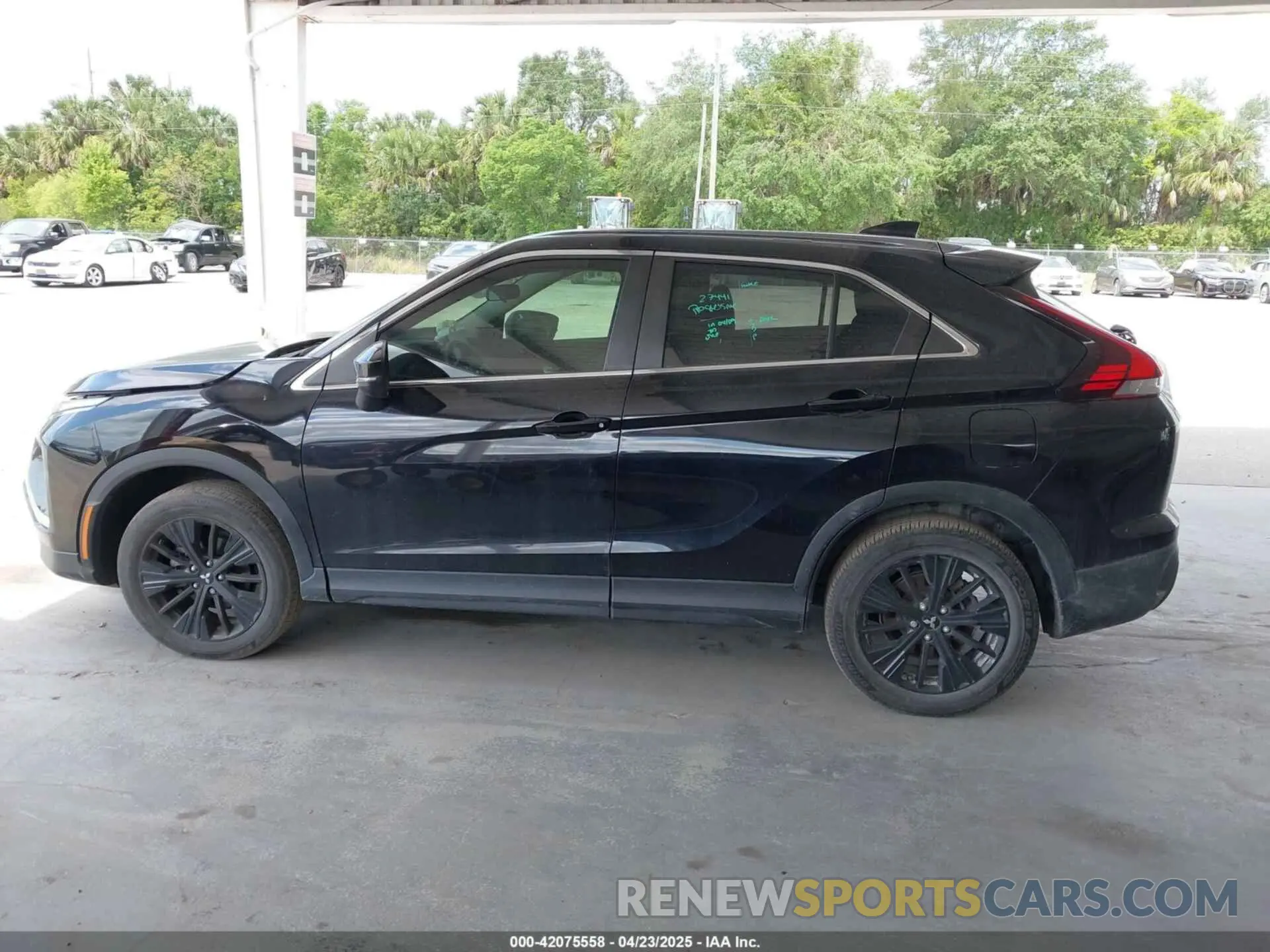 14 fotografías del automóvil dañado JA4ASVAA4NZ060962 MITSUBISHI ECLIPSE CROSS 2022