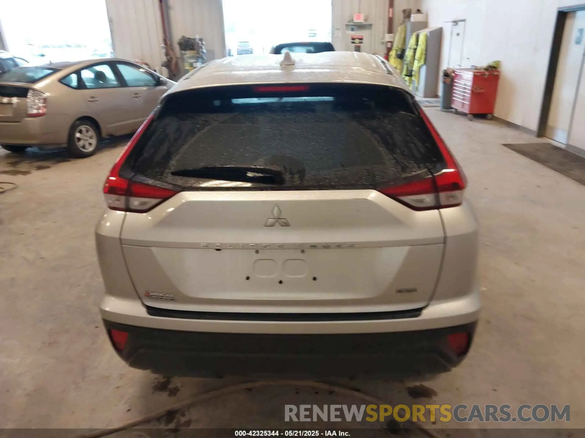 15 fotografías del automóvil dañado JA4ASVAA7NZ054234 MITSUBISHI ECLIPSE CROSS 2022