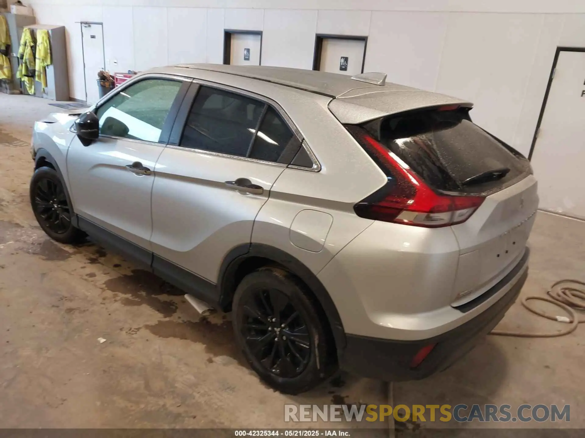 3 fotografías del automóvil dañado JA4ASVAA7NZ054234 MITSUBISHI ECLIPSE CROSS 2022