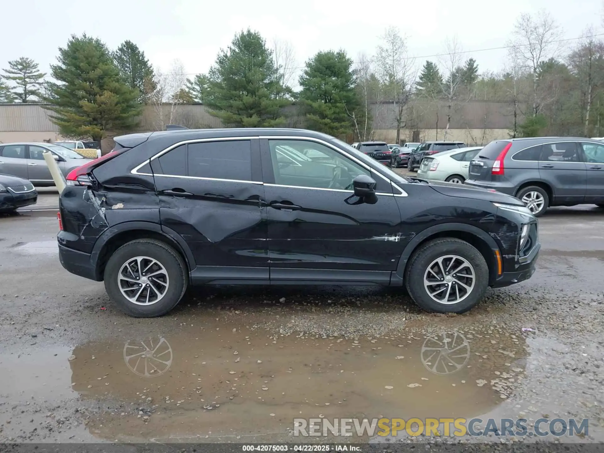 13 fotografías del automóvil dañado JA4ATUAAXNZ030307 MITSUBISHI ECLIPSE CROSS 2022