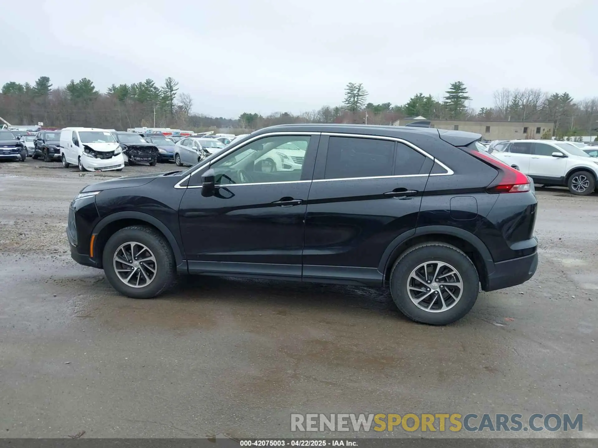 14 fotografías del automóvil dañado JA4ATUAAXNZ030307 MITSUBISHI ECLIPSE CROSS 2022