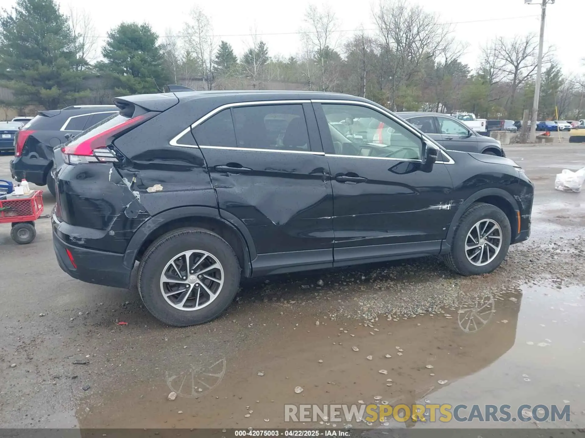 6 fotografías del automóvil dañado JA4ATUAAXNZ030307 MITSUBISHI ECLIPSE CROSS 2022