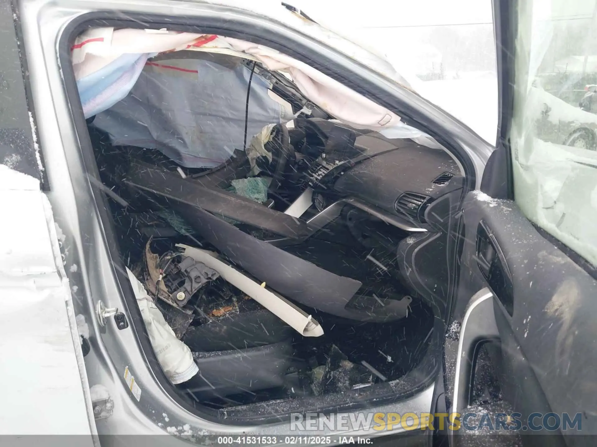 5 fotografías del automóvil dañado JA4ATVAA4NZ002850 MITSUBISHI ECLIPSE CROSS 2022