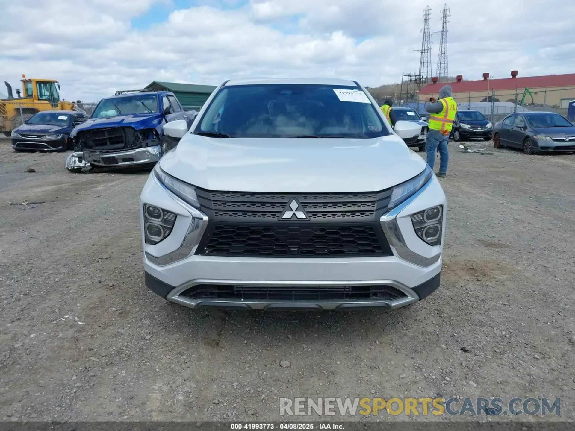 13 fotografías del automóvil dañado JA4ATWAA8NZ003912 MITSUBISHI ECLIPSE CROSS 2022