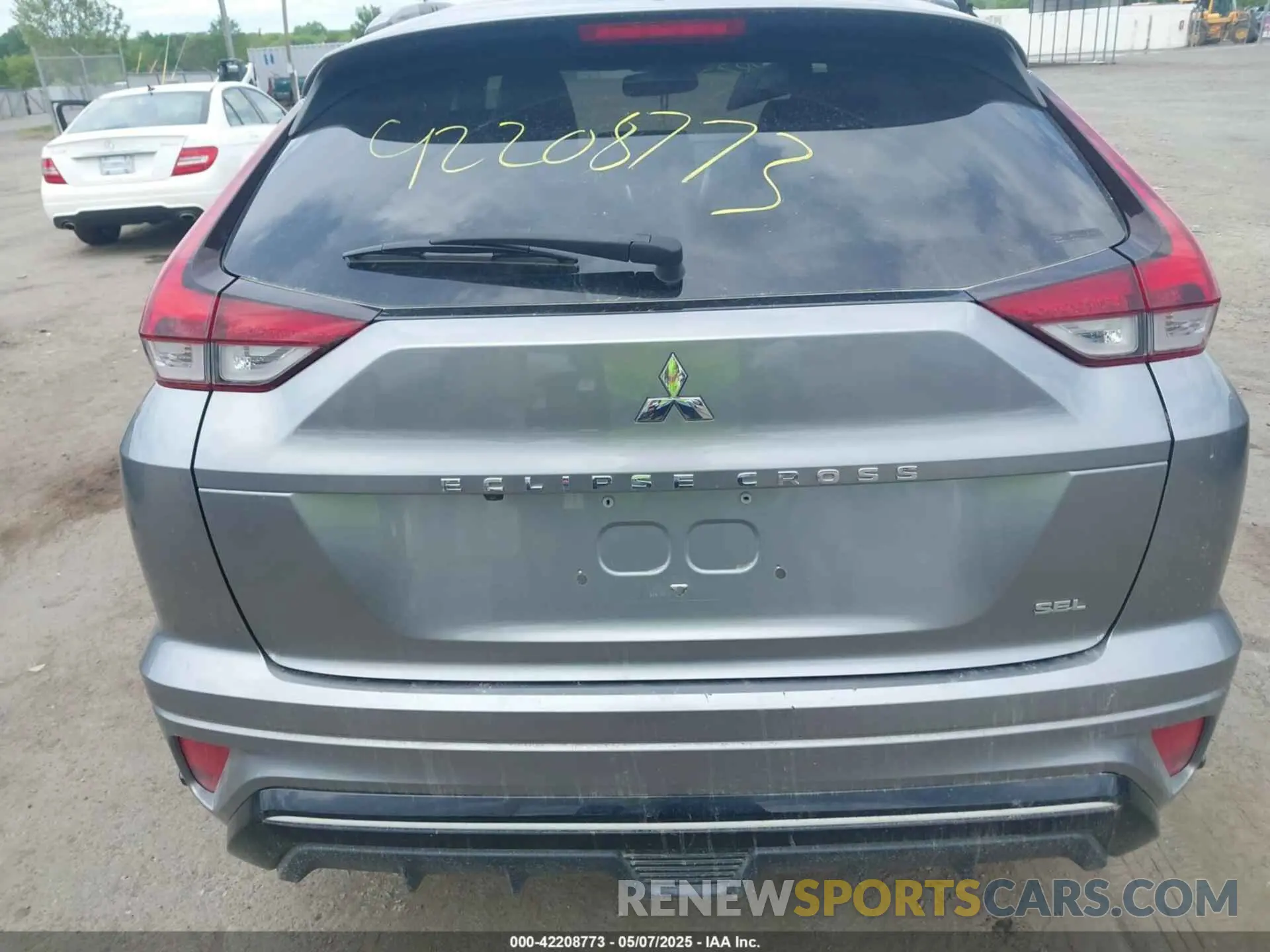 16 fotografías del automóvil dañado JA4ATWAA8NZ004476 MITSUBISHI ECLIPSE CROSS 2022