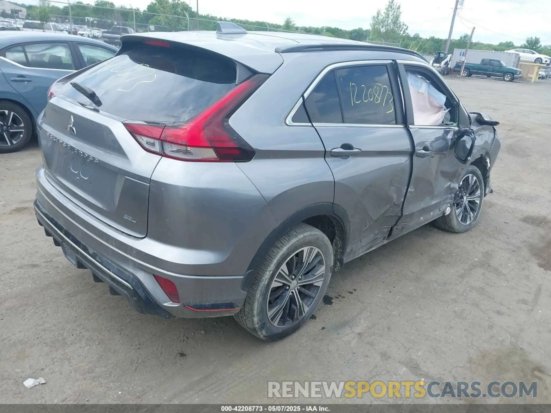 4 fotografías del automóvil dañado JA4ATWAA8NZ004476 MITSUBISHI ECLIPSE CROSS 2022