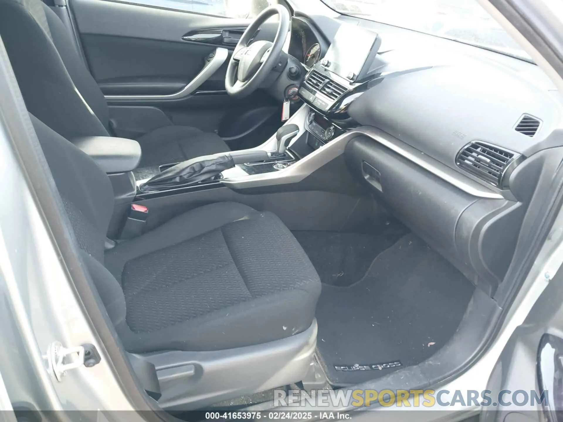 5 fotografías del automóvil dañado JA4ATVAA0PZ004646 MITSUBISHI ECLIPSE CROSS 2023