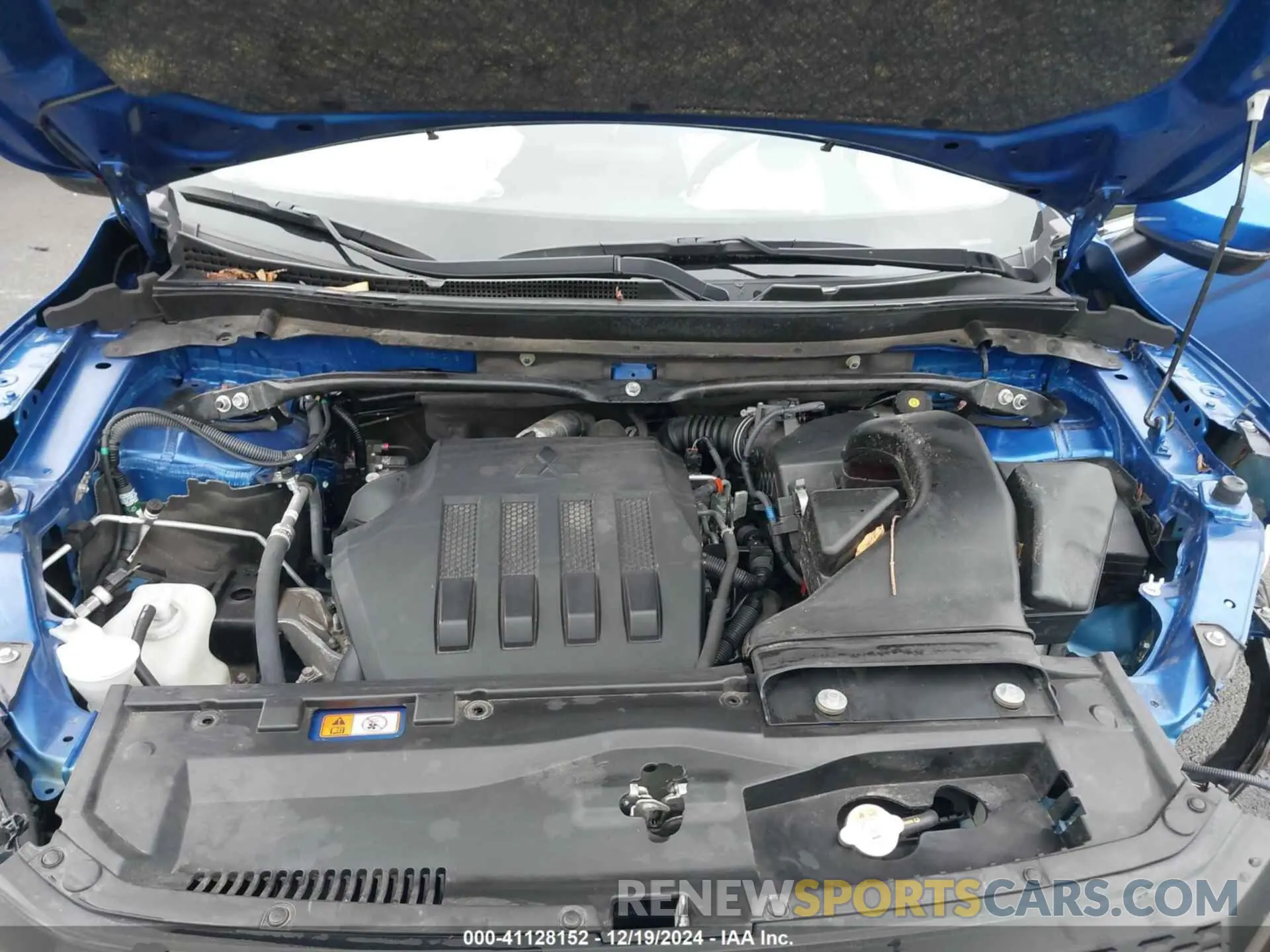 10 fotografías del automóvil dañado JA4ATWAA2PZ002015 MITSUBISHI ECLIPSE CROSS 2023