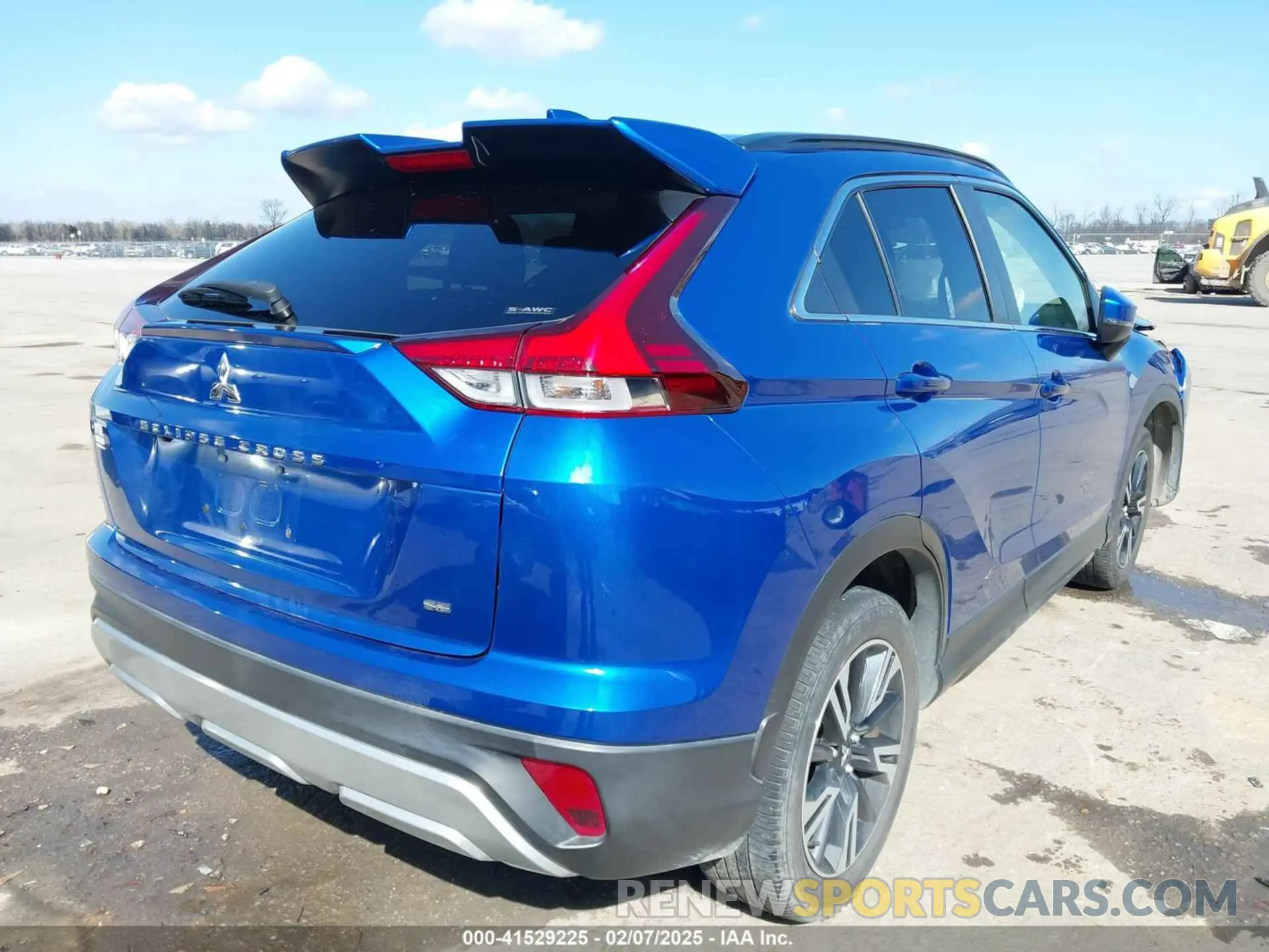 4 fotografías del automóvil dañado JA4ATWAA4PZ003313 MITSUBISHI ECLIPSE CROSS 2023